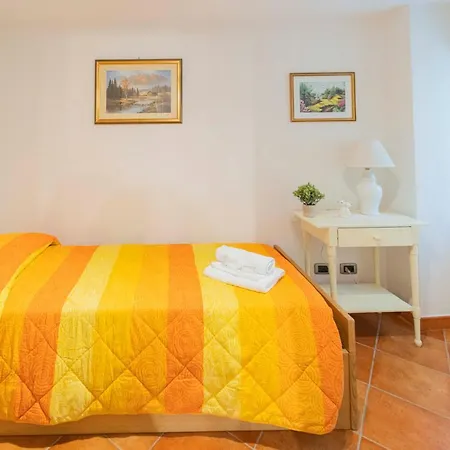 Casa vacanze 094 - A Cà Di Fratti, Cardini 15 Minuti Dal Mare Velici Inferiore